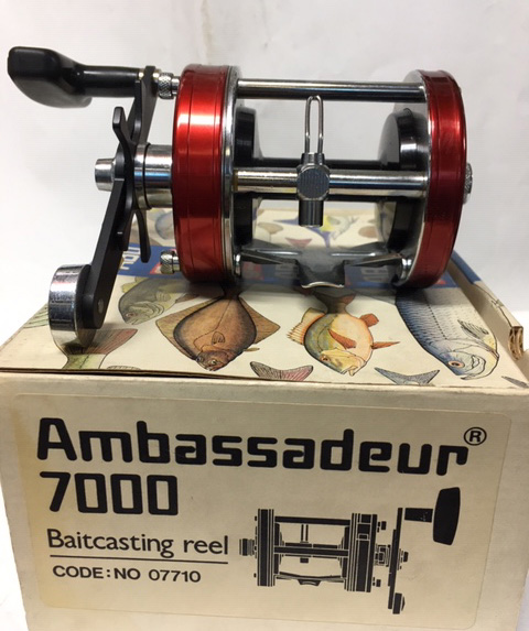 Vintage Reel made in 1983 ABU AMBASSADEUR 7000